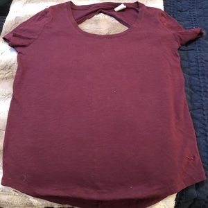Maroon tee with back keyhole
